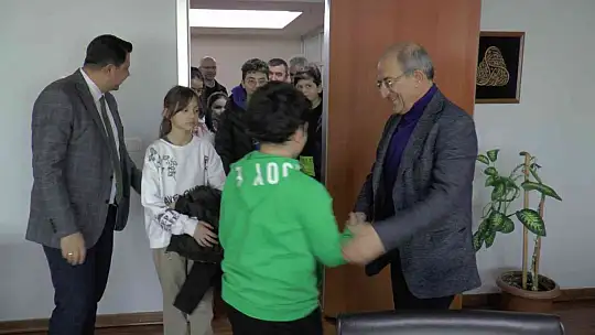 Tekden Ortaokulu öğrencileri 'Matematik Olimpiyatları'na hazırlanıyor