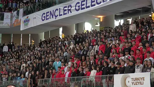 Kocafest Kayseri'ye binlerce öğrenci akın etti