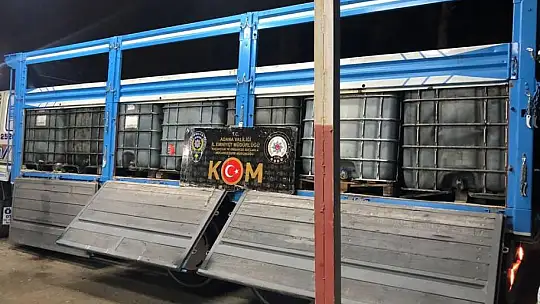 Tırdan 14 bin litre kaçak akaryakıt ele geçirildi