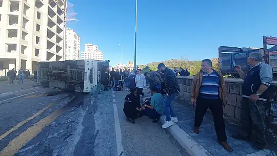 Feci kaza çok sayıda yaralı var