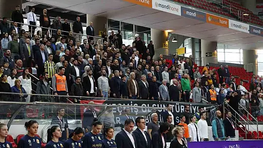 Melikgazi Kayseri Basketbol Fenerbahçe'ye mağlup oldu