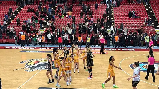 Ligin son haftasında Melikgazi Kayseri Basketbol'dan başarı