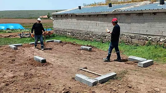 AFAD Tomarzalı vatandaşlara konteyner gönderdi