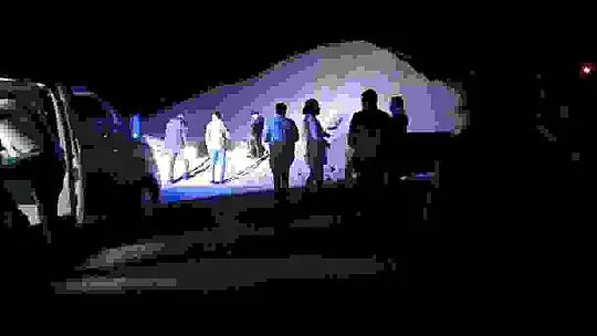 Tonlarca mıcırın altında kalarak can verdi