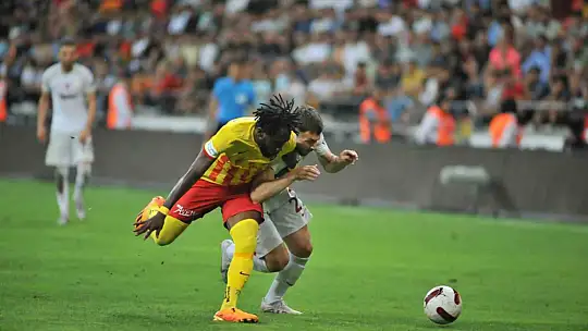 Kayserispor sezona iyi başladı! Son şampiyon Kayseri'den çıkamadı: 0 - 0