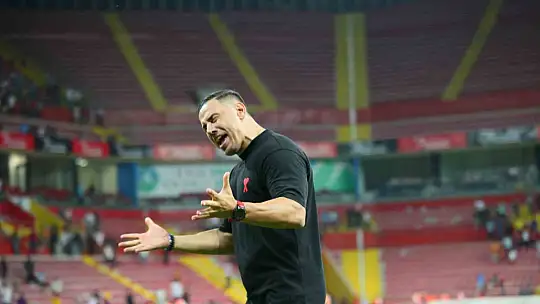 Kayserispor sezona iyi başladı! Son şampiyon Kayseri'den çıkamadı: 0 - 0