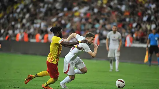 Kayserispor sezona iyi başladı! Son şampiyon Kayseri'den çıkamadı: 0 - 0