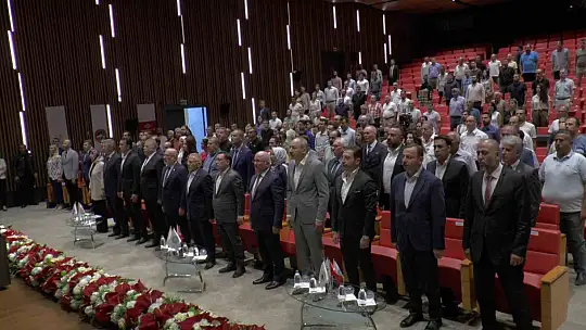 Şahin, 'Elektrikli araç ekosisteminin gelişmesi için standartlar yayınlıyoruz'