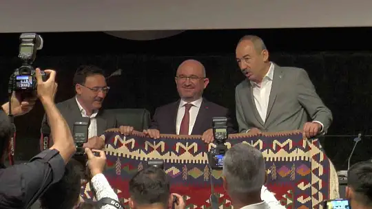 Şahin, 'Elektrikli araç ekosisteminin gelişmesi için standartlar yayınlıyoruz'