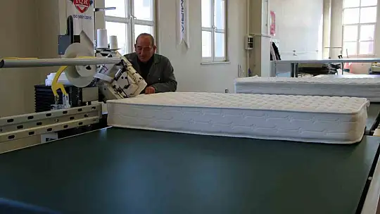 Öğrencilerin ürettiği 623 yatak depremzedelere gönderildi