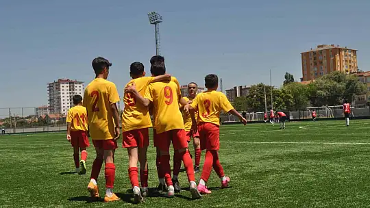 U13'te şampiyon Kayserispor