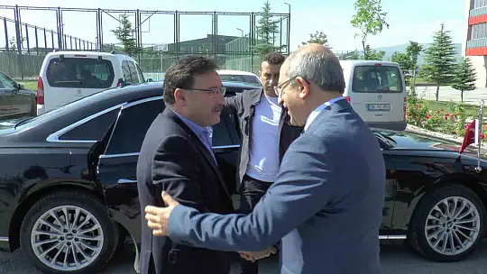 Vali Çiçek gençlere seslendi: Sizlerden yardım istiyoruz