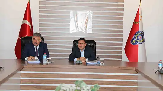 Vali Çiçek İl Emniyet Müdürlüğü'nü ziyaret etti