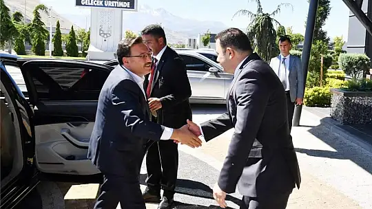 Vali Çiçek OSB'de...