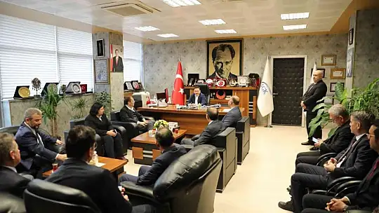 Vali Çiçek'ten SGK'ya ziyaret