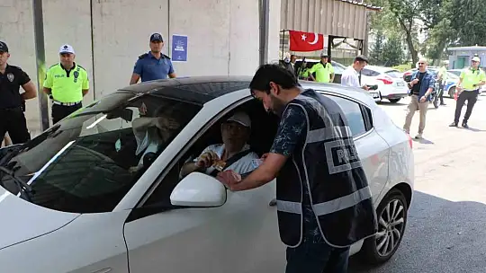 Vali Elban bayram denetimine katıldı, vatandaşları uyardı
