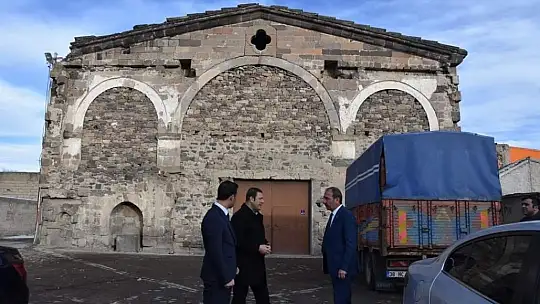 Vali Yardımcısı Erkaya Tomarza'yı Ziyaret Etti