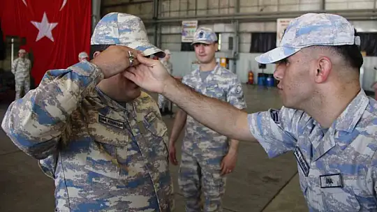 Engelli bireyler asker olmanın heyecanı yaşadı