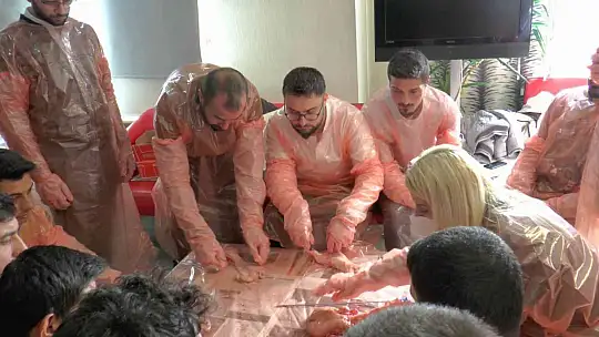 Veterinerlere uygulamalı 'suni tohumlama' eğitimi