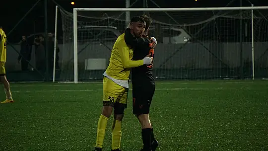 Esen Makina finalde...