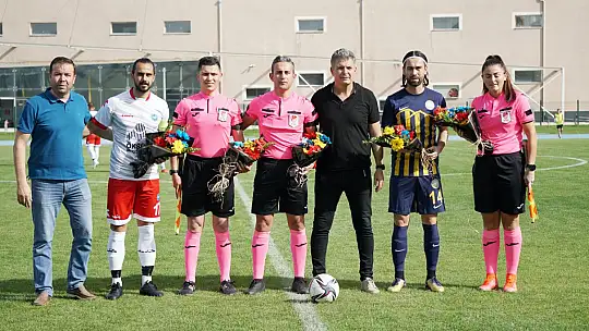 Uzatmalarda gelen 1 puan: Derbi berabere bitti!