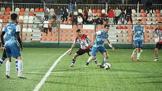 Yağmur altında yağmur gibi goller...