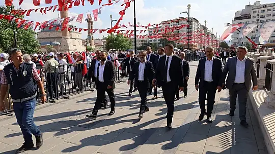 Ersoy'dan yeni rekor