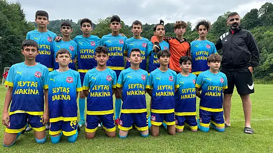 Kayseri'den Kartepe'ye Uzanan Müthiş Bir Futbol Kampı!..