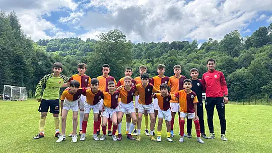 Kayseri'den Kartepe'ye Uzanan Müthiş Bir Futbol Kampı!..