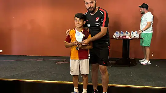 Kayseri'den Kartepe'ye Uzanan Müthiş Bir Futbol Kampı!..