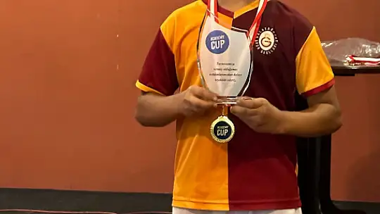 Kayseri'den Kartepe'ye Uzanan Müthiş Bir Futbol Kampı!..