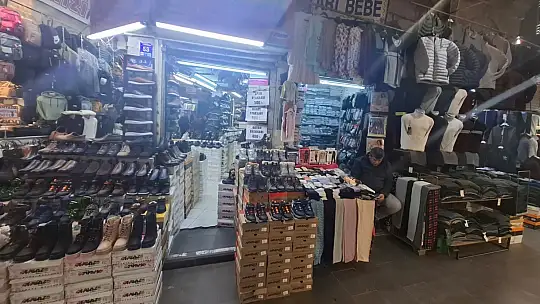 Kayseri'nin en eski çarşısı AVM'lere karşı direniyor!