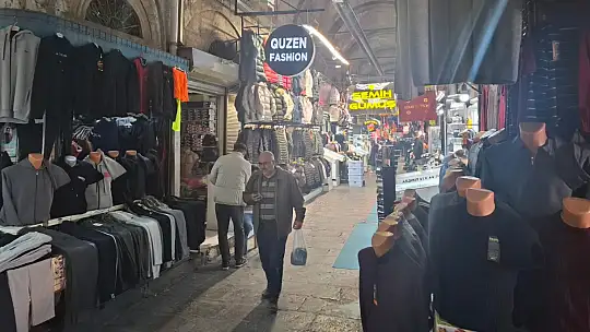 Kayseri'nin en eski çarşısı AVM'lere karşı direniyor!