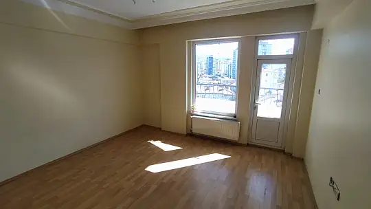 Memorial Hastanesi Otopark Görevlisi arıyor