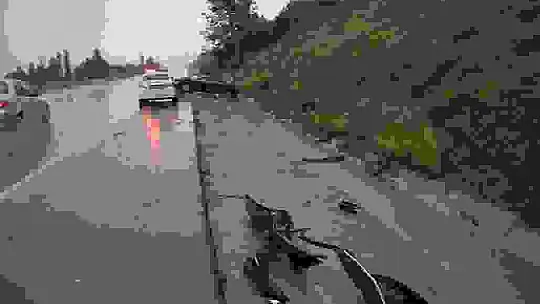 Yağış kazaya neden oldu, 3 kişi yaralandı