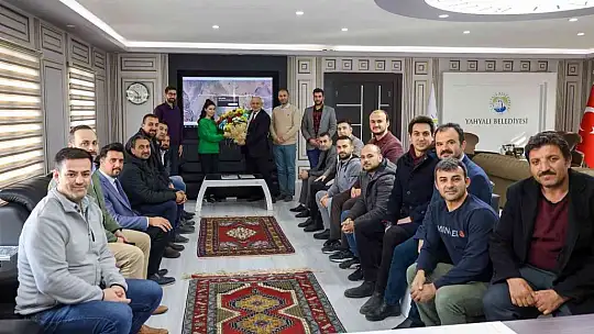Yahyalı Belediyesi sözleşmeli personellerinden teşekkür ziyareti
