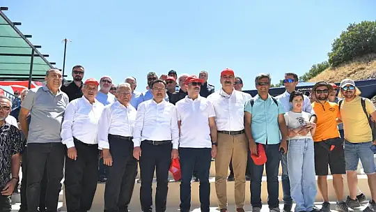 Talas'ta büyük heyecan başladı! Gökyüzünde şenlik var