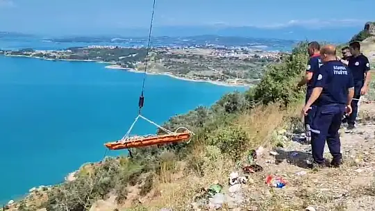Yamaç paraşütü yaparken düşen şahsı itfaiye kurtardı