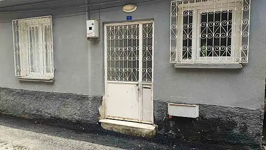 Yan bakma yüzünden kafa attığı adam öldü