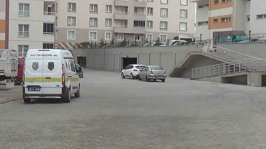 Yangında küle dönen evde 3 yaşındaki bebek yanarak can verdi