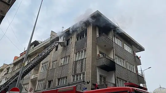 Yangını film izler gibi izlediler