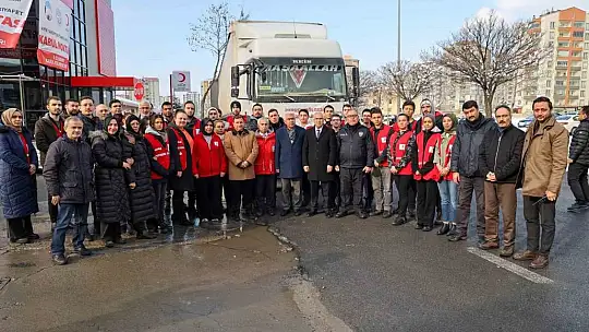 Talas'tan deprem bölgesine 4. yardım tırı