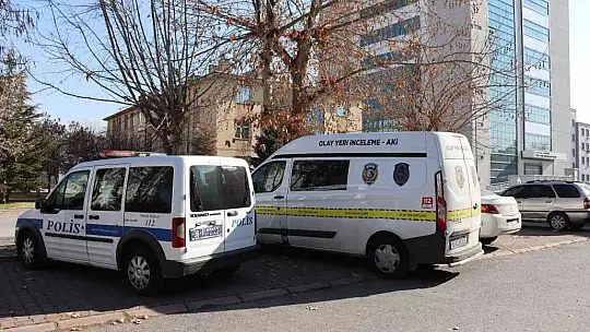 Yattığı yatakta canından oldu