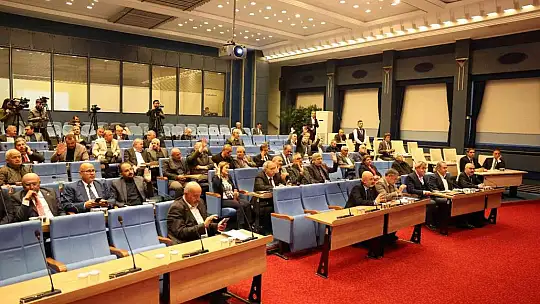 Yatırım lideri Büyükşehir'e 652 milyon TL'lik ek bütçe