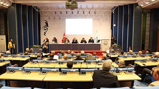 Yatırım lideri Büyükşehir'e 652 milyon TL'lik ek bütçe