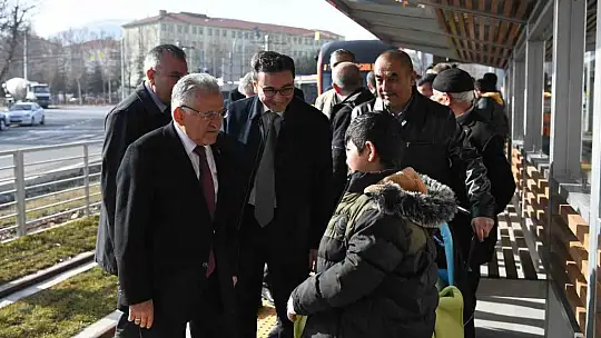Yeni tramvay hattı hizmete başladı, Başkan Büyükkılıç vatman koltuğuna oturdu