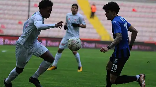 Ziraat Türkiye Kupası: DG Sivasspor: 3 - Karacabey Belediyespor: 0