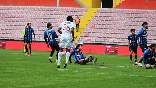 Ziraat Türkiye Kupası: DG Sivasspor: 3 - Karacabey Belediyespor: 0