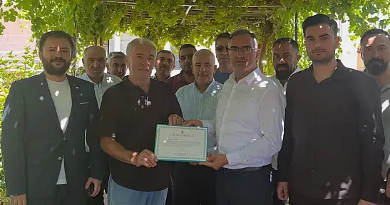 AK Parti Bünyan'da yeni katılan üyelere jest!