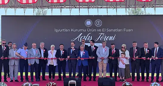 Bakan Yardımcısı Ayyıldız'dan dikkat çeken açıklama: Suç işleyen adaletin pençesini ensesinde hisseder!